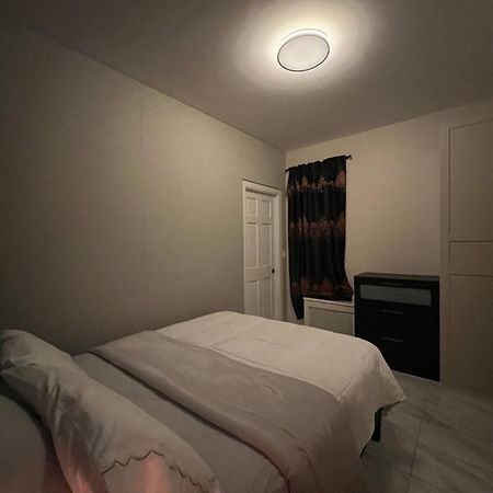 3 Bedrooms In 2Nd Floor Modern Brooklyn Home, Close To J Train Nova Iorque Exterior foto